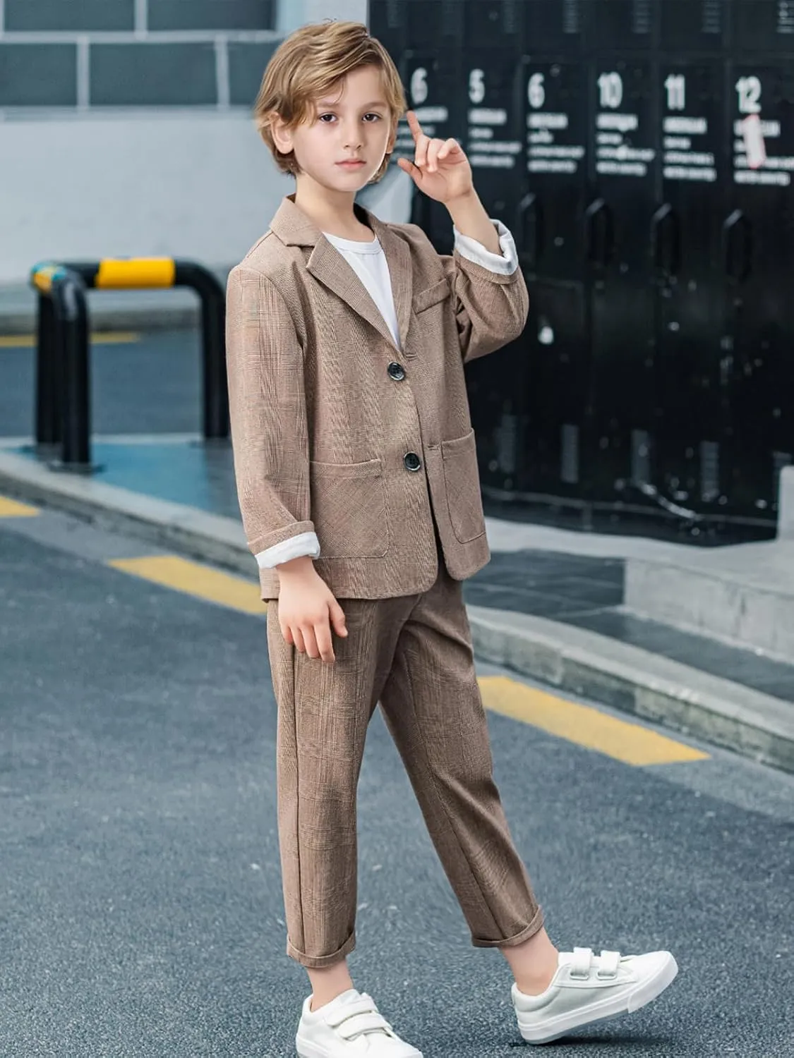 LOLANTA Boys Casual Suits Wedding Outfits Kids 2 Piece Gentleman Blazer and Pants Set Dresswear