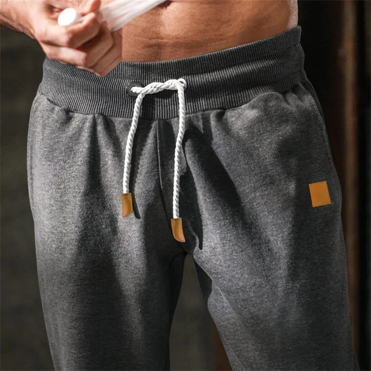 Men's Fleece Cargo Sweatpants Baggy Wide Straight Leg Joggers Classic Fit Flat Front Leisure and Daily Wear