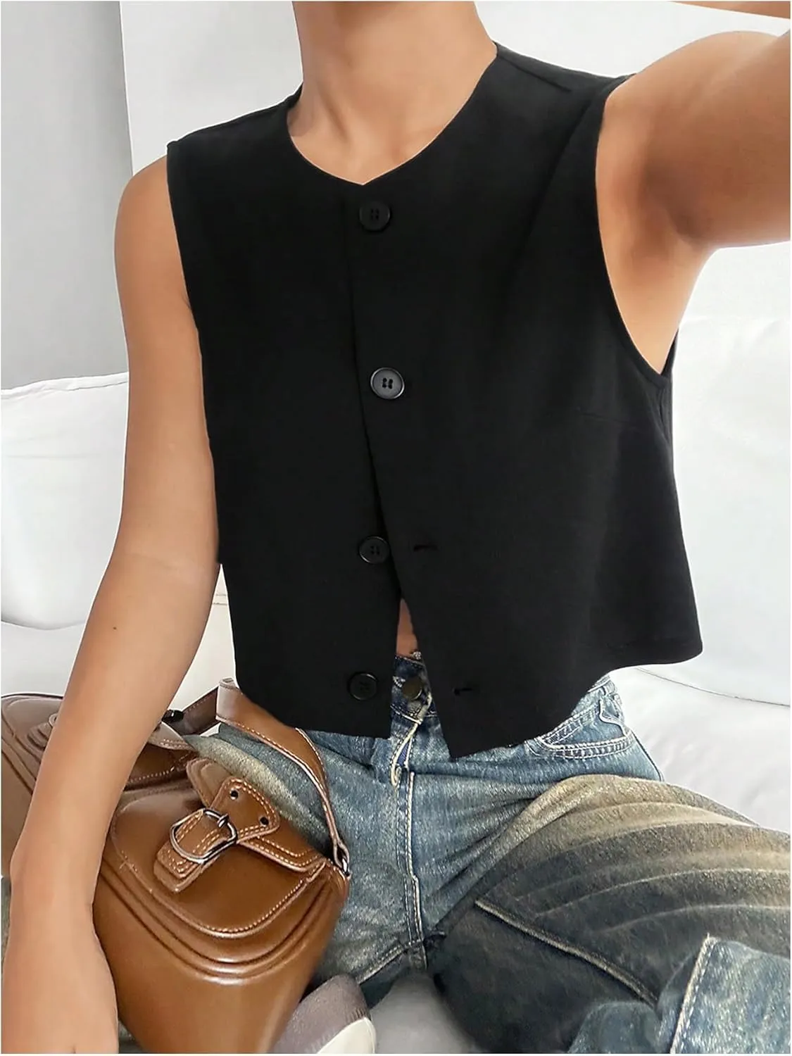 Milumia Women's Crew Neck Sleeveless Cropped Blazer Vest Button Down Suit Vest Top