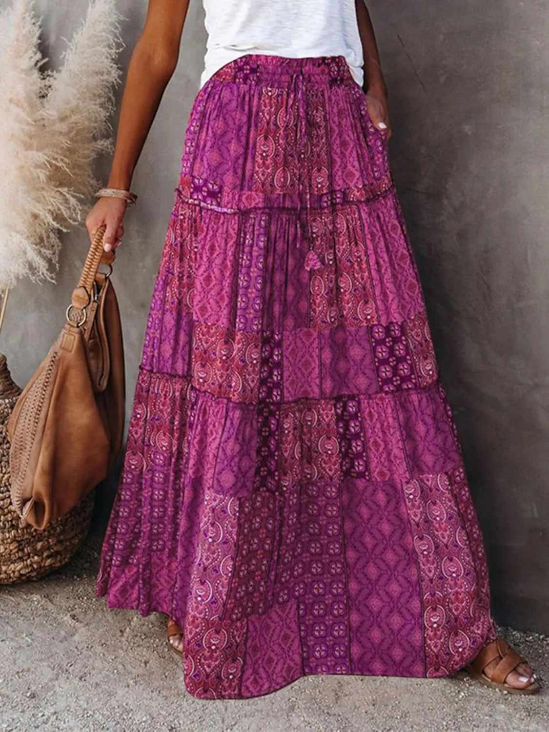 Womens Boho Print Tiered Long Skirts Vintage Elastic High Waist Pleated Ruffle Flowy Maxi Skirt with Pockets